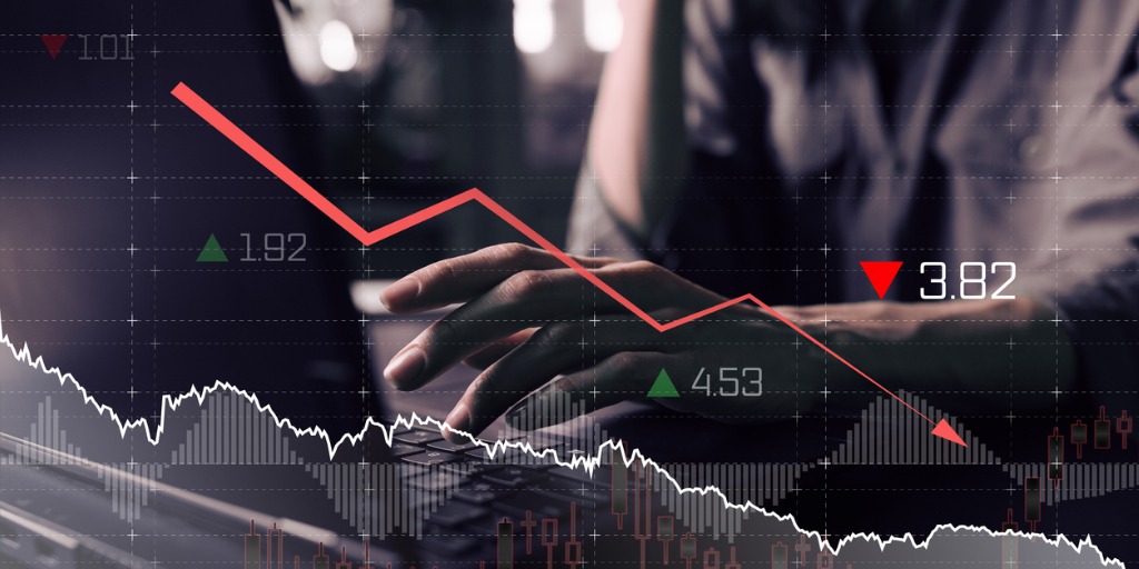 Some of the key business challenges identified for 2023 include current economic instability, technological advances, talent shortages, climate change, and data security threats. This article outlines how organizations can navigate these evolving business obstacles by enhancing their L&D strategy and overall learning culture.