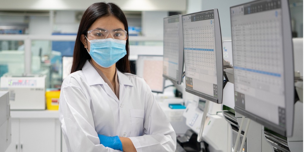 woman-scientist-touching-the-touch-screen-a-blood-test-with-computer-picture-id1271165006 Pharma companies have been forced to dramatically change their internal education rollouts in response to the global pandemic