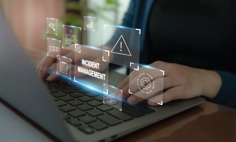 What are the incident management and reporting obligations under Pillar 3?
