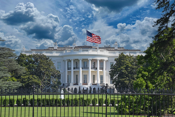 Announcement of $100,000 fee for new H-1B visa petitions effective September 2025.